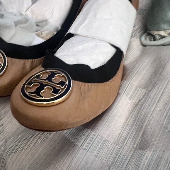 Tory Burch authentic women’s size 8M ballet flats good condition - Picture 5 of 8